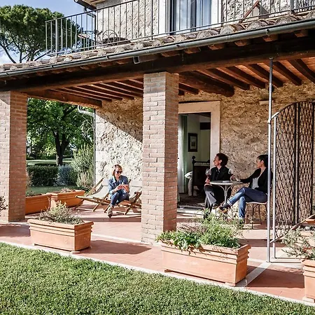 Bauernhof Acquaviva Wine *