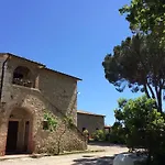 Acquaviva Wine مزرعة للإقامة